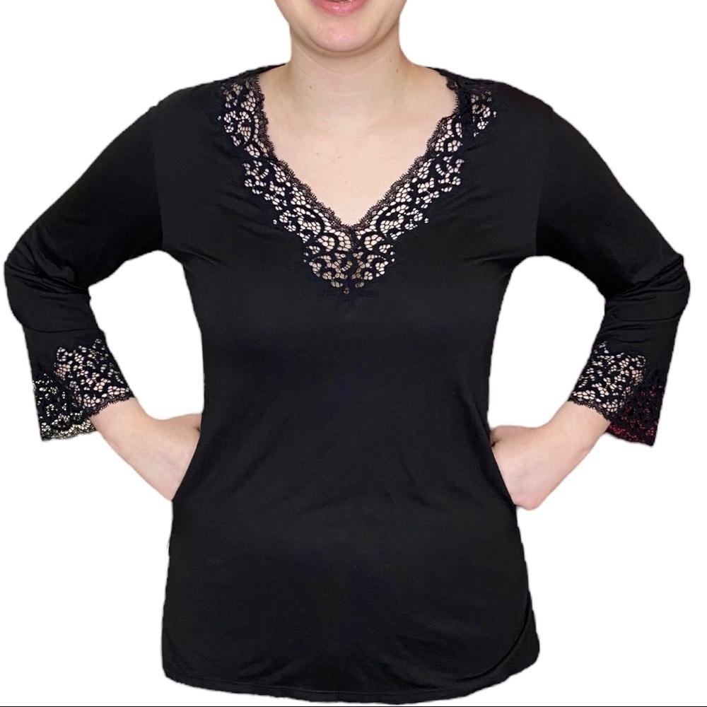 Natori Black Lounge Top with Lace Accents Size S (6-8)